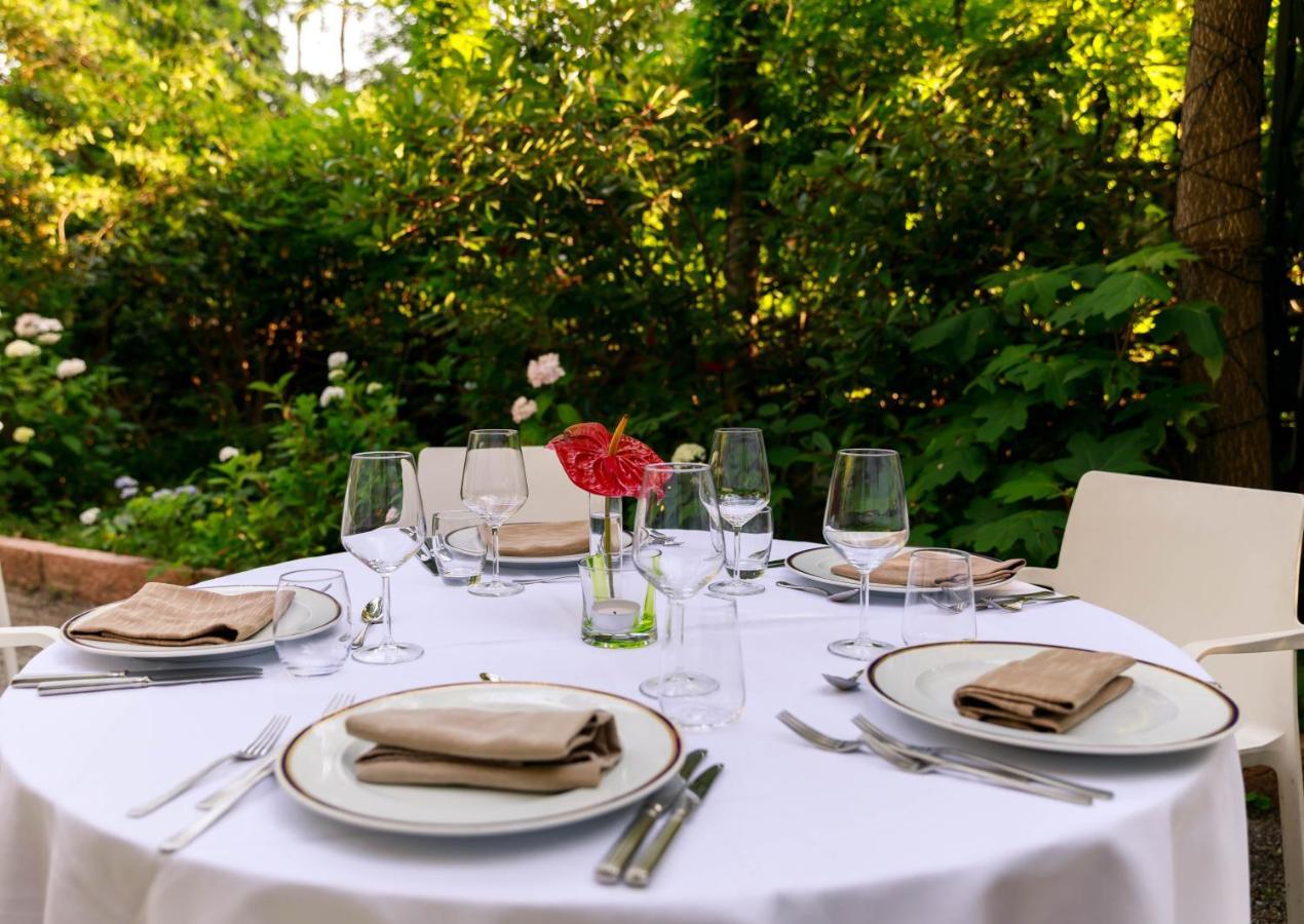 Albergo Ristorante Madonnina Cantello Esterno foto