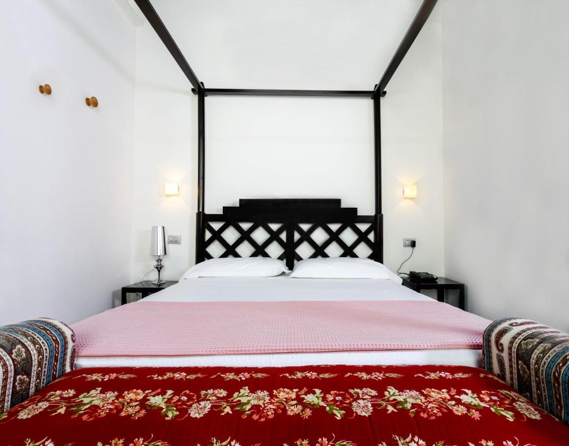 Albergo Ristorante Madonnina Cantello Esterno foto